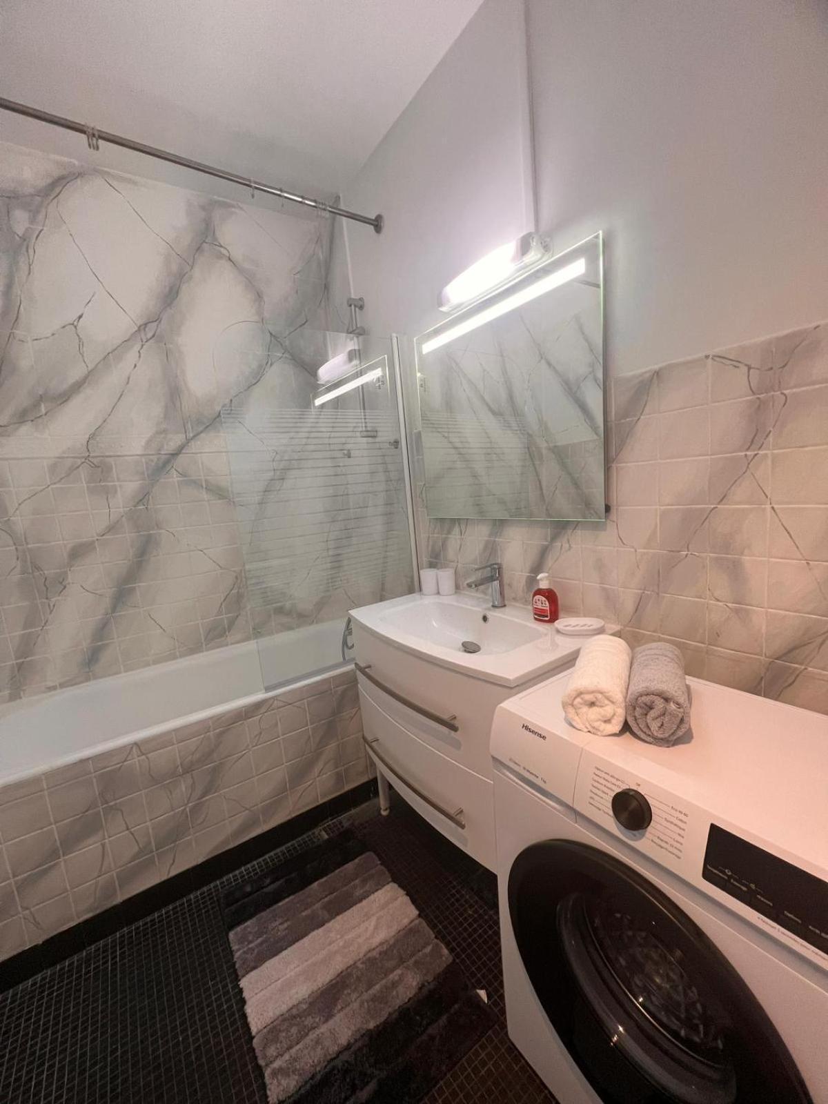 Appartement Paris Grenelle - Hala ปารีส ภายนอก รูปภาพ